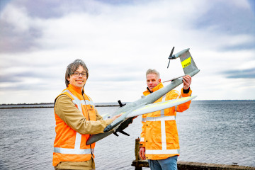 Antea Group inspecteert Deltawerken met dijk van een innovatie
